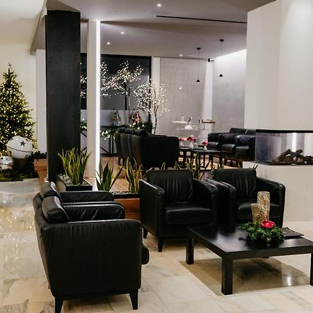 Hotel Cerere Paestum Bagian luar foto