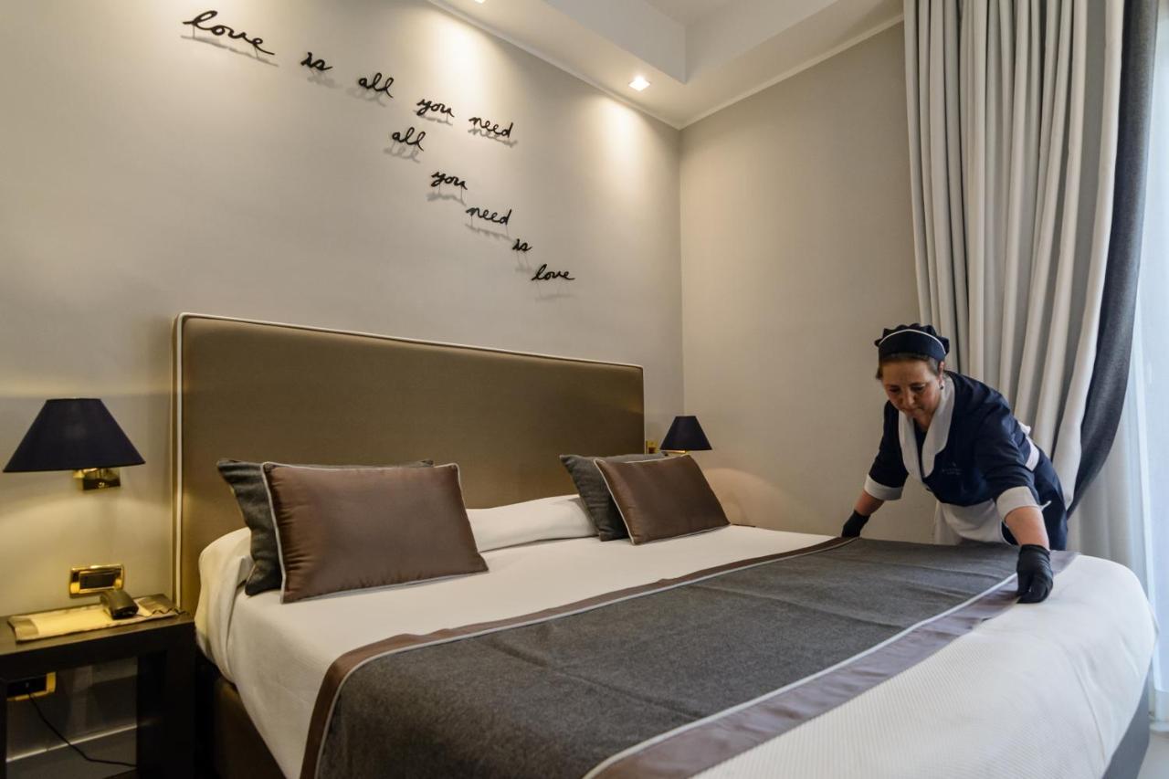 Hotel Cerere Paestum Bagian luar foto