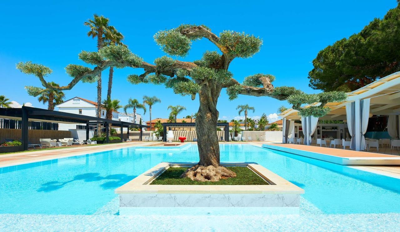 Hotel Cerere Paestum Bagian luar foto