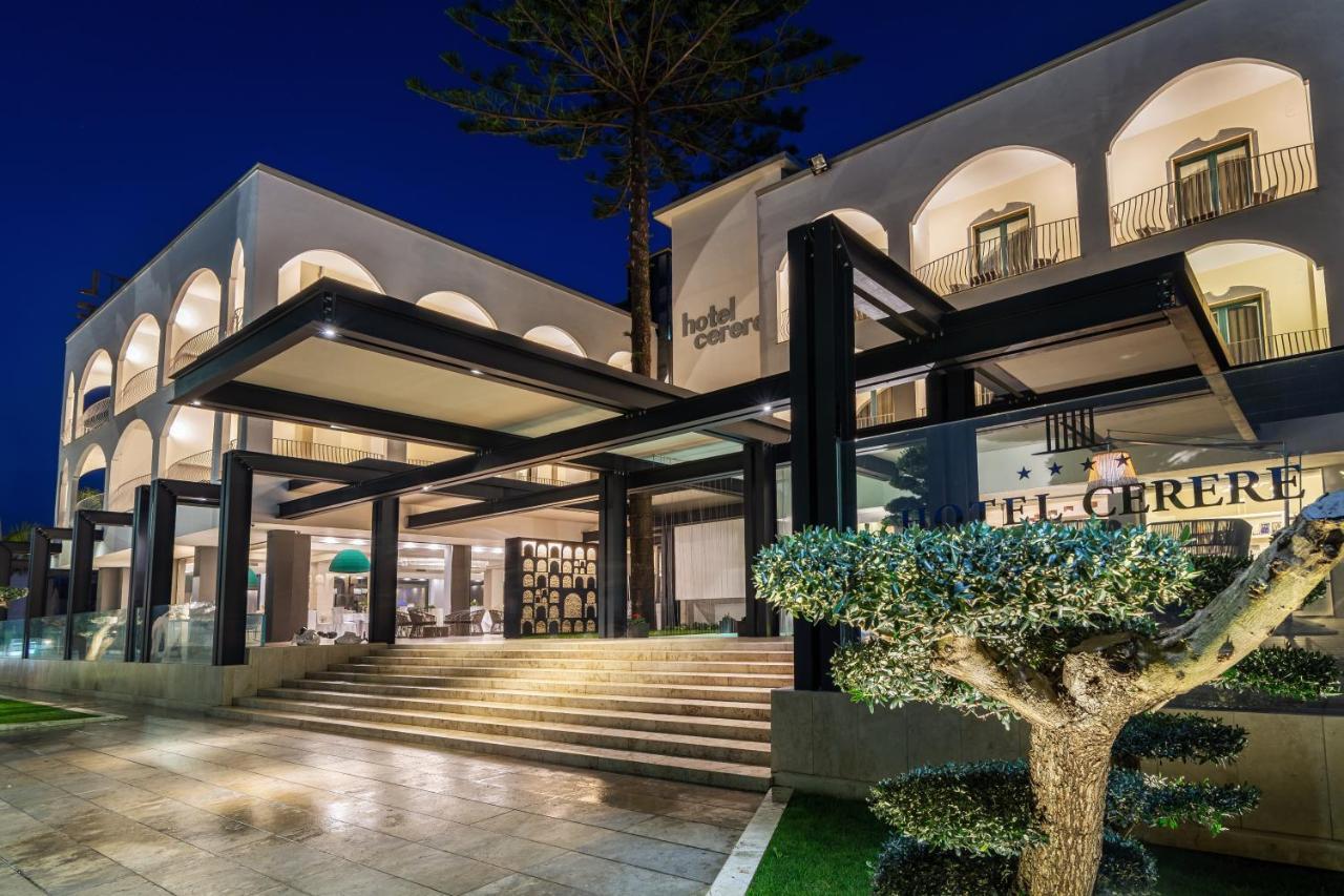 Hotel Cerere Paestum Bagian luar foto